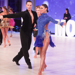 21.12.2025 13:03 13:03 до 14:13 Int Latin - Multi,Champs,Basic,Scholar