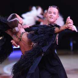 19.02.2026 17:50 Молодежь; Юниоры2; 10танцев Стандарт ¼