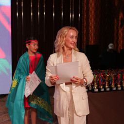 06.09.2025 14:00 Awards, Backstage