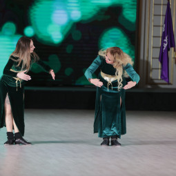 21.02.2026 19:30 24 Евгения Горлатова Евгения Голубова