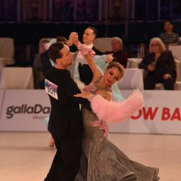 20.12.2025 12:46 Int Standard - Single Gold, Gold Star