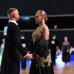 14.02.2026 16:44 Int Latin -- RS Champ C B ½