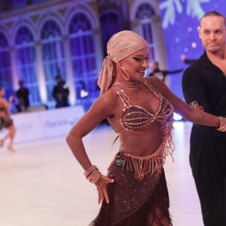 21.12.2025 14:13 13:03 до 15:44 Int Latin - Scholars, RS