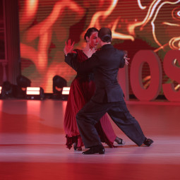 20.12.2025 19:15 Шоу Михаил Ефимов Мария Маринова