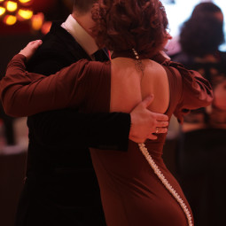 05.04.2026 12:14 Tango de Pista Upper Intermediate ¼