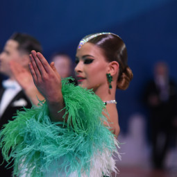 20.02.2026 17:52 Юниоры2 1 до В и ВзрМол до В Стандарт Финал